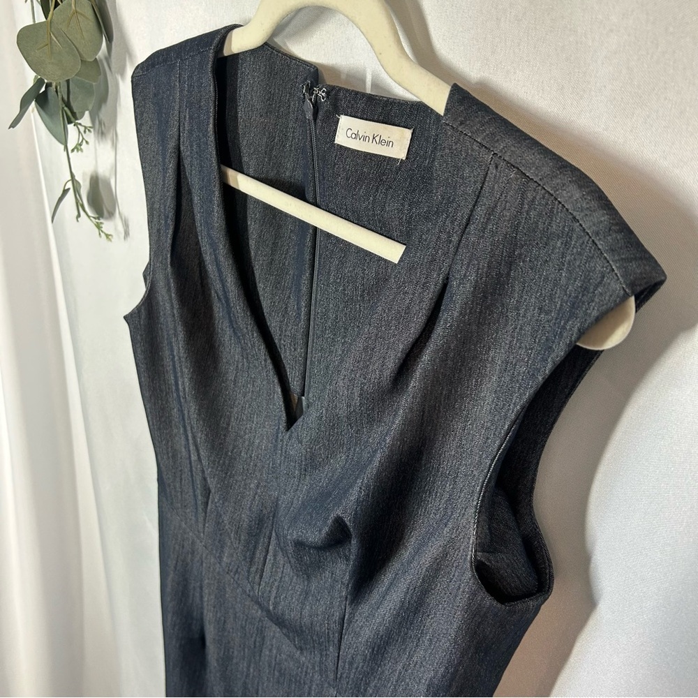 Calvin Klein | Gray V Neck Sleeveless Knee Length Dress Women's Size 10 - Picture 5 of 12